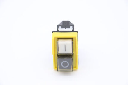 MAJ25E/26X - On/Off Switch (Black & White Buttons)