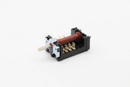 M900 - 4 Pole On-Of Switch (Nm)