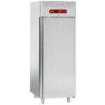 Ventilated refrigerator 700 liters, 1 door GN 2/1
