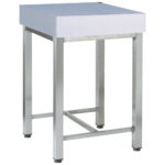 Polyethylene block on stand, 500x700
