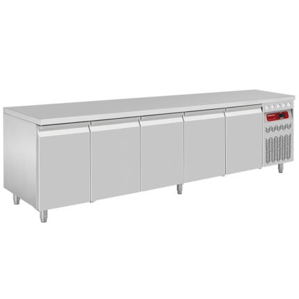 Ventilated refrigerated table, 5 doors GN 1/1, 700 Lit.