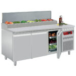 Ventilated refrigerated table, 3 doors GN 1/1, 405 Lit.& refrigerated structure