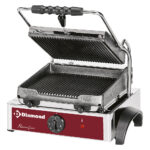 Electric panini grill, ribbed plates